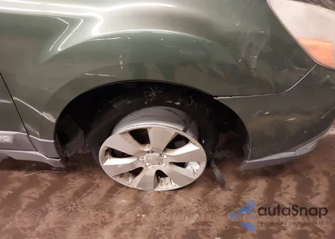 2010 Subaru Outback 3.6R Limited z USA, uszkodzony, nr VIN 4S4BRDKC3A2314434